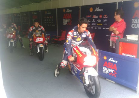 Mengintip Aksi Dua Pebalap Muda Indonesia di Sepang