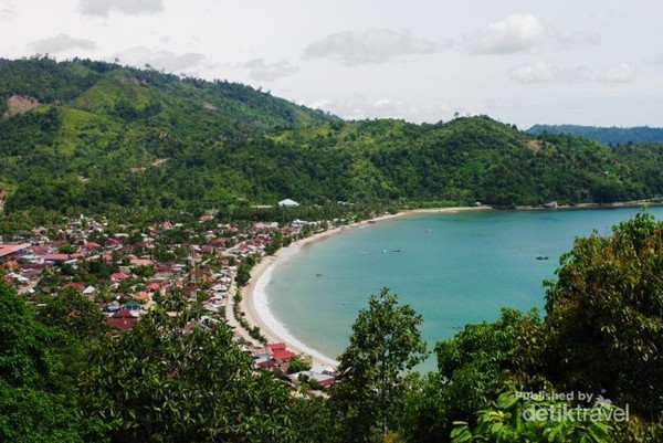 Terbang Melayang Di Sumatera Barat