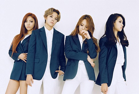 Bertualang di Dimensi Lain Bareng f(x) Lewat Video 4 Walls