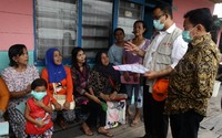 Anis juga menemui orang tua wali.
