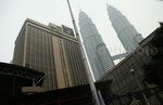 Menara Petronas Selalu Ramai Wisatawan