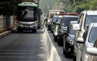 Pemprov DKI Jakarta telah mengganti separator lama dengan movable concrete barrier (MCB).