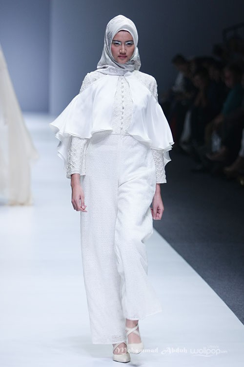 Ria Miranda Signature. Indonesia Fashion Forward. Jakarta Fashion Week 2016 at Senayan City. Jakarta. [Foto: Mohammad Abduh/Wolipop]