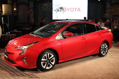 Toyota Mulai Beralih dari Bahan Bakar Minyak