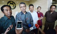 Selain menyerahkan laporan, Pansus DPRD DKI Jakarta juga mendiskusikan dua butir rekomendasi tim Pansus kepada BPK Jakarta. Salah satu poin yang dibahas yaitu terkait pemeriksaan lanjutan kasus pembelian lahan Rumah Sakit Sumber Waras. Pool/Ali.