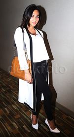 Dena Rachman, Simple and Chic!