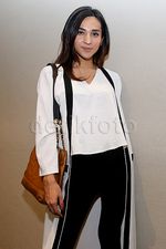 Dena Rachman, Simple and Chic!