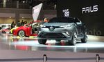 Melihat Lirikan Compact Crossover Toyota C-HR
