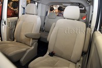 Kehadiran varian Delica Royal diharapkan mampu memperkuat posisi Mitsubishi Delica di kelas High MPV.