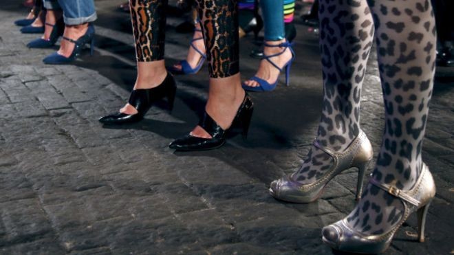 Sepatu Hak Tinggi Dilarang di Italia karena Gempa