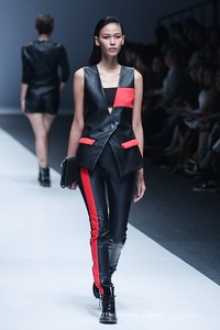 TXID by Tex Saverio Jakarta Fashion Week 2016 at Senayan City. Jakarta. [Foto: Mohammad Abduh/Wolipop]