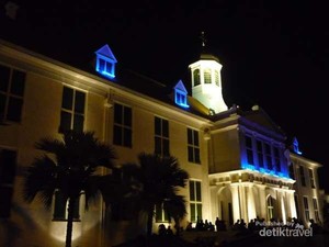 Tur Malam Hari di Kota Tua Jakarta, Berani?