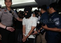 Polisi sempat menutup wajah Leopard.