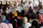 Jokowi Sapa Korban Kabut Asap
