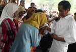 Jokowi Sapa Korban Kabut Asap