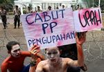 Buruh Tuntut PP Pengupahan Dicabut