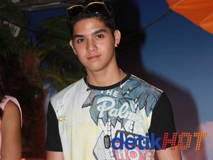 Jadi Disc Jockey, Al Ghazali Rajin Minum Teh Agar Bugar