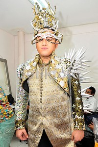 Penampilan Nassar saat memeriahkan acara Dangdut Awards 2015. Pool/Noel/detikFoto.