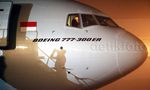 Pesawat Baru Garuda Indonesia Mendarat
