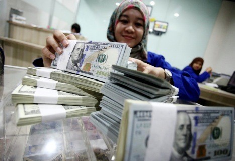 Dolar AS Pagi Ini Meluncur ke Rp 13.500-an