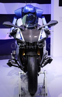 Robot ini didesain mirip dengan manusia.