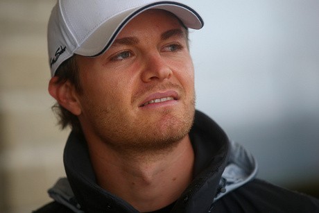 Misi Awal Rosberg Akhiri Musim dengan Manis