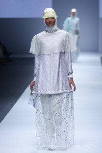 Dian Pelangi Dynamic Bliss for Wardah. Jakarta Fashion Week 2016 at Senayan City. Jakarta. [Foto: Mohammad Abduh/Wolipop]