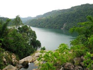 Sigura-gura, Waduk dan Air Terjun Super Cantik di Sumut