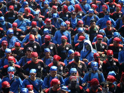 Buruh Longmarch ke Istana