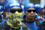 Ribuan Buruh Demo di Patung Kuda