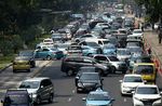 Ada Demo Buruh, Jalan Merdeka Barat Macet