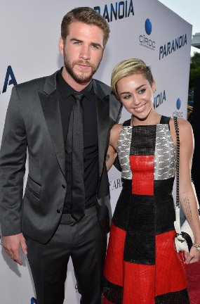 Liam Hemsworth Tak Menyesal Pernah Tunangan dengan Miley Cyrus