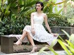 Nassar Heboh Bak Lady Gaga, Nina Zatulini Cantik Berkebaya