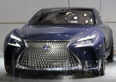 Si Canggih Lexus LF-FC