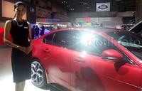 Saat detikOto berkunjung ke Tokyo Motor Show bersama rombongan PT Krama Yudha Tiga Berlian Motors (KTB), para wanita berparas oriental ini langsung menebar senyuman kepada semua pengunjung.