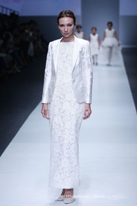 Barli Asmara Dynamic Bliss for Wardah. Jakarta Fashion Week 2016 at Senayan City. Jakarta. [Foto: Mohammad Abduh/Wolipop]