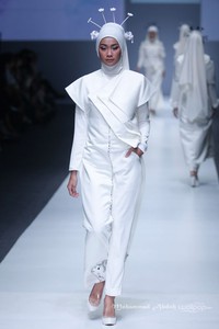 Zaskia Sungkar Dynamic Bliss For Wardah. Jakarta Fashion Week 2016 at Senayan City. Jakarta. [Foto: Mohammad Abduh/Wolipop]