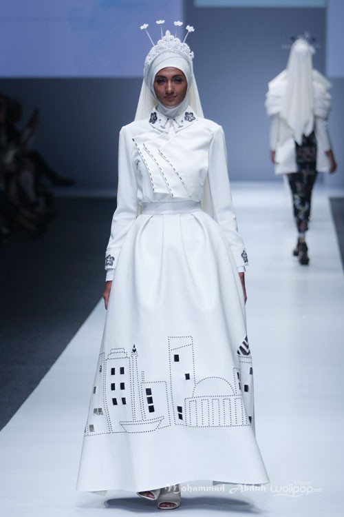 Zaskia Sungkar Dynamic Bliss For Wardah. Jakarta Fashion Week 2016 at Senayan City. Jakarta. [Foto: Mohammad Abduh/Wolipop]