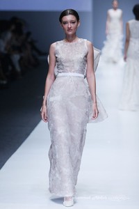 Barli Asmara Dynamic Bliss for Wardah. Jakarta Fashion Week 2016 at Senayan City. Jakarta. [Foto: Mohammad Abduh/Wolipop]