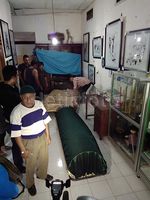 Suasana di Rumah Duka Pak Raden