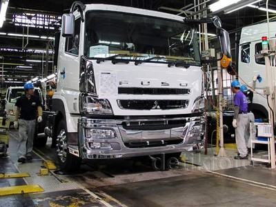 Bertandang ke Pabrik Truk Fuso di Kota Kelahirannya
