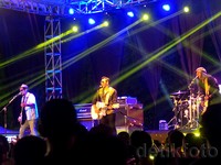 Naif menutup festival khusus musik Indonesia itu.
