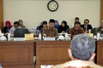 Pansus DPRD DKI Serahkan Berkas LHP ke BPK
