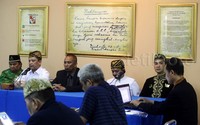 Para raja dan bangsawan yang tergabung dalam IKABANA RI meminta kepada pemerintah agar dilibatkan dalam berbagai permasalahan bangsa dan negara.