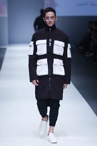 ED-JEH by Rangga Moela Grazia Jakarta Fashion Week 2016 at Senayan City. Jakarta. [Foto: Mohammad Abduh/Wolipop]