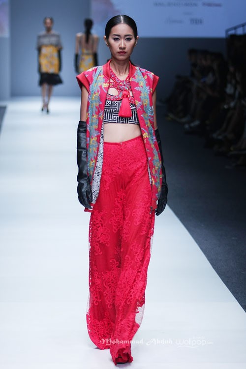 Jajaka by Ivan Gunawan Lembayoeng. Grazia Jakarta Fashion Week 2016 at Senayan City. Jakarta. [Foto: Mohammad Abduh/Wolipop]