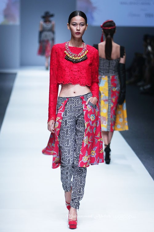 Jajaka by Ivan Gunawan Lembayoeng. Grazia Jakarta Fashion Week 2016 at Senayan City. Jakarta. [Foto: Mohammad Abduh/Wolipop]