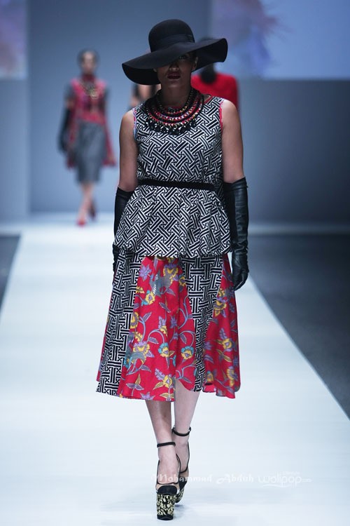 Jajaka by Ivan Gunawan Lembayoeng. Grazia Jakarta Fashion Week 2016 at Senayan City. Jakarta. [Foto: Mohammad Abduh/Wolipop]