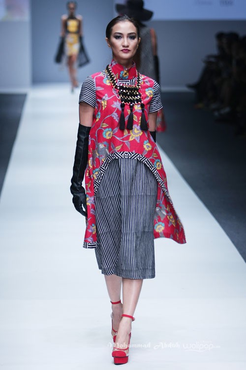 Jajaka by Ivan Gunawan Lembayoeng. Grazia Jakarta Fashion Week 2016 at Senayan City. Jakarta. [Foto: Mohammad Abduh/Wolipop]