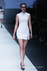 Dena Rahman Shanghai Scandal. Grazia Jakarta Fashion Week 2016 at Senayan City. Jakarta. [Foto: Mohammad Abduh/Wolipop]